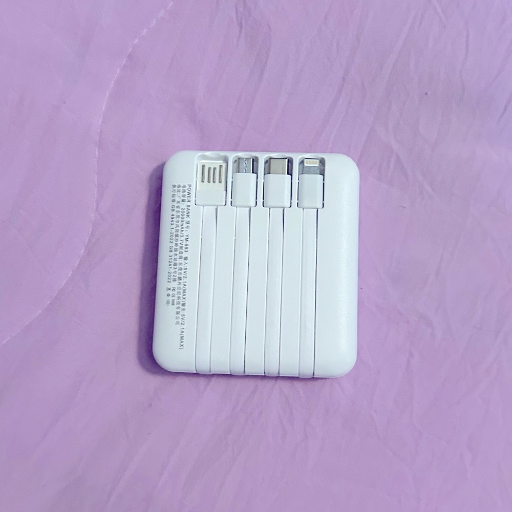 Labubu Powerbank - Picture 2 of 2